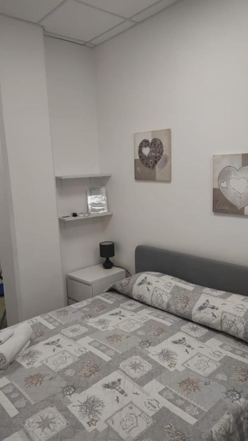 Bed and Breakfast Giusvinci à Trani Extérieur photo